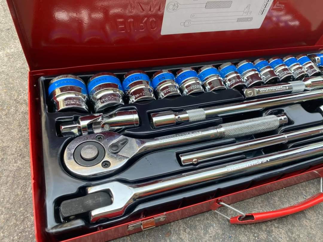 ชุดบล็อกสีบรอน Euro King tool 4 หุน 24 ชิ้น แบบ 12 เหลี่ยม