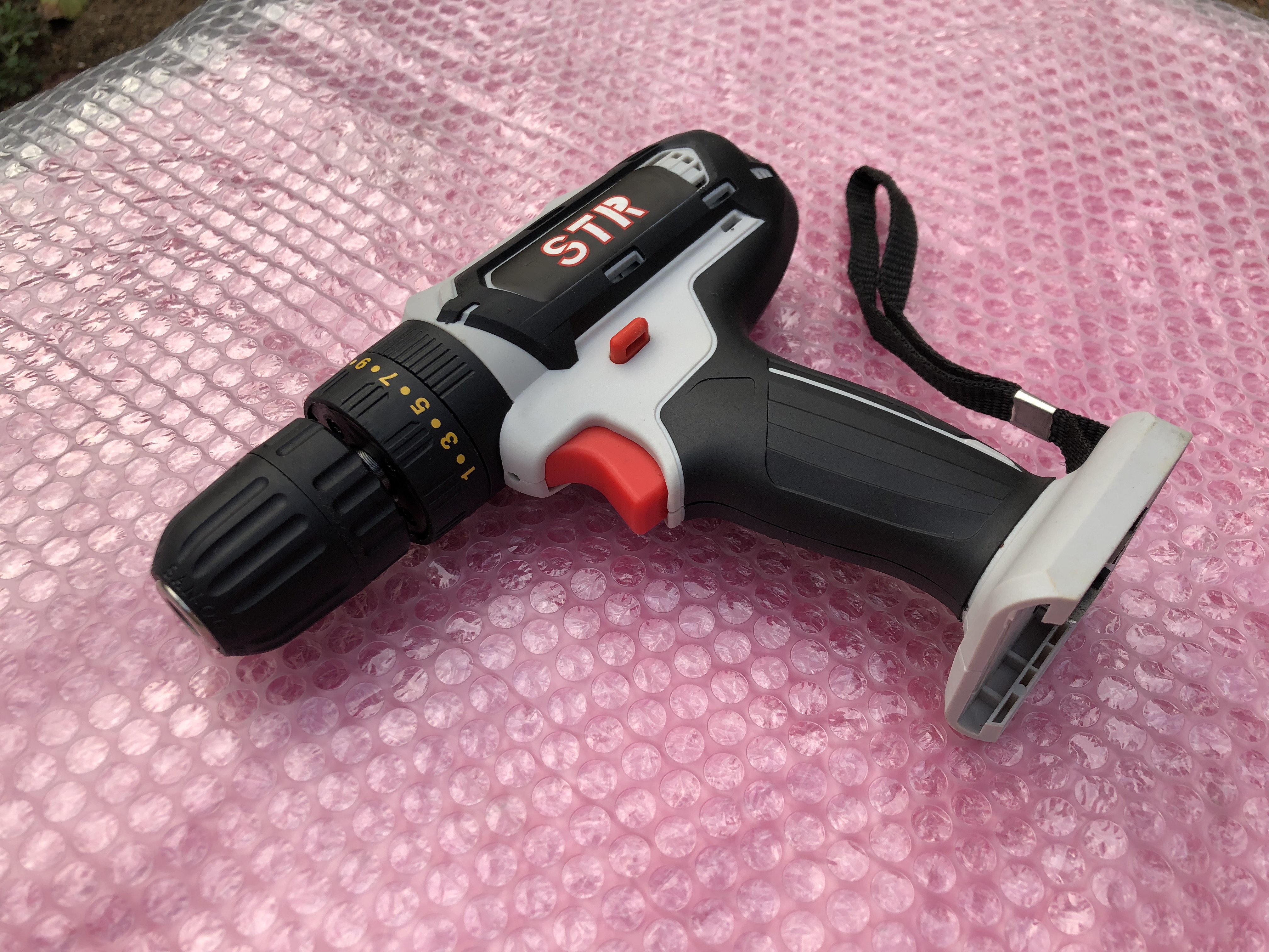 ตัวเครื่องสว่านไร้สาย 3 ระบบ ยี่ห้อ STR