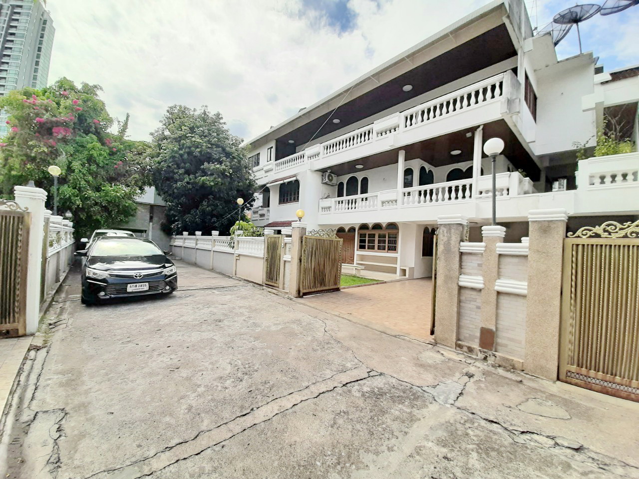 ให้เช่า บ้านเดี่ยว สุขุมวิท47 ทำเลดีติด Rain Hill