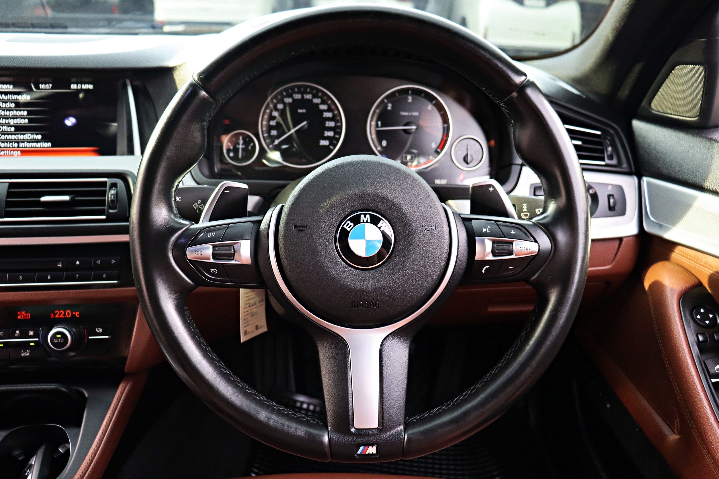 BMW 525d M-Sport (F10 LCI) ปี 2015