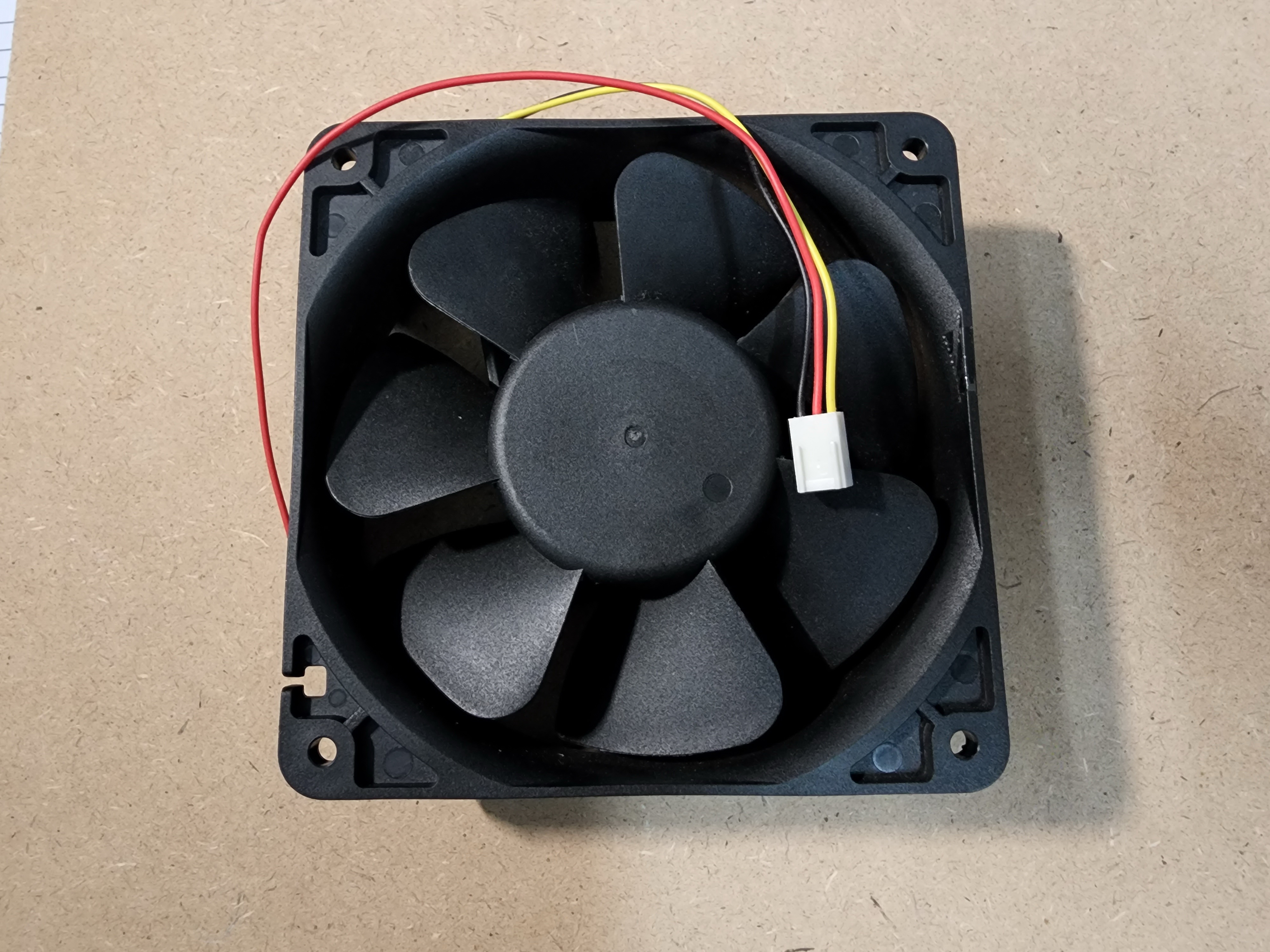พัดลมแรงมาก 12VDC 0.48A ลมแรง