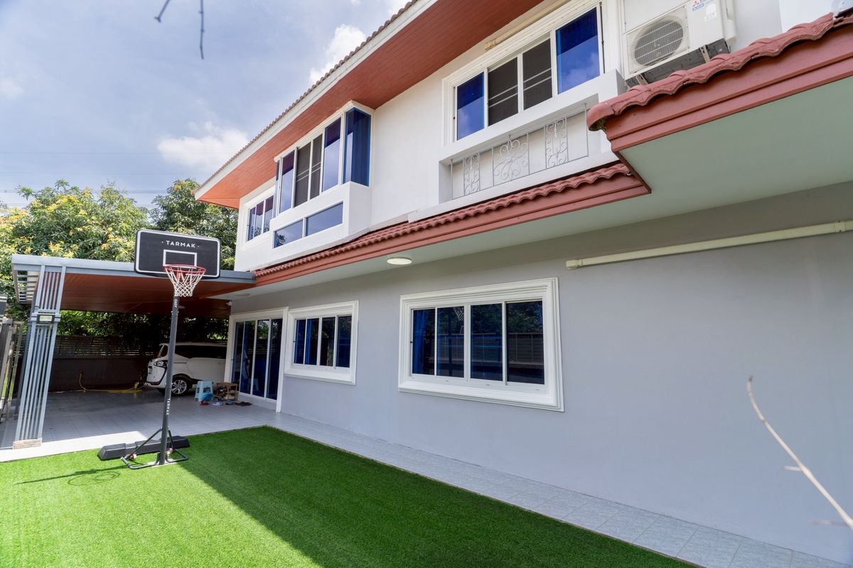 ให้เช่า บ้านเดี่ยว: สวยมากใกล้ สารสาร์ทบางบัวทอง