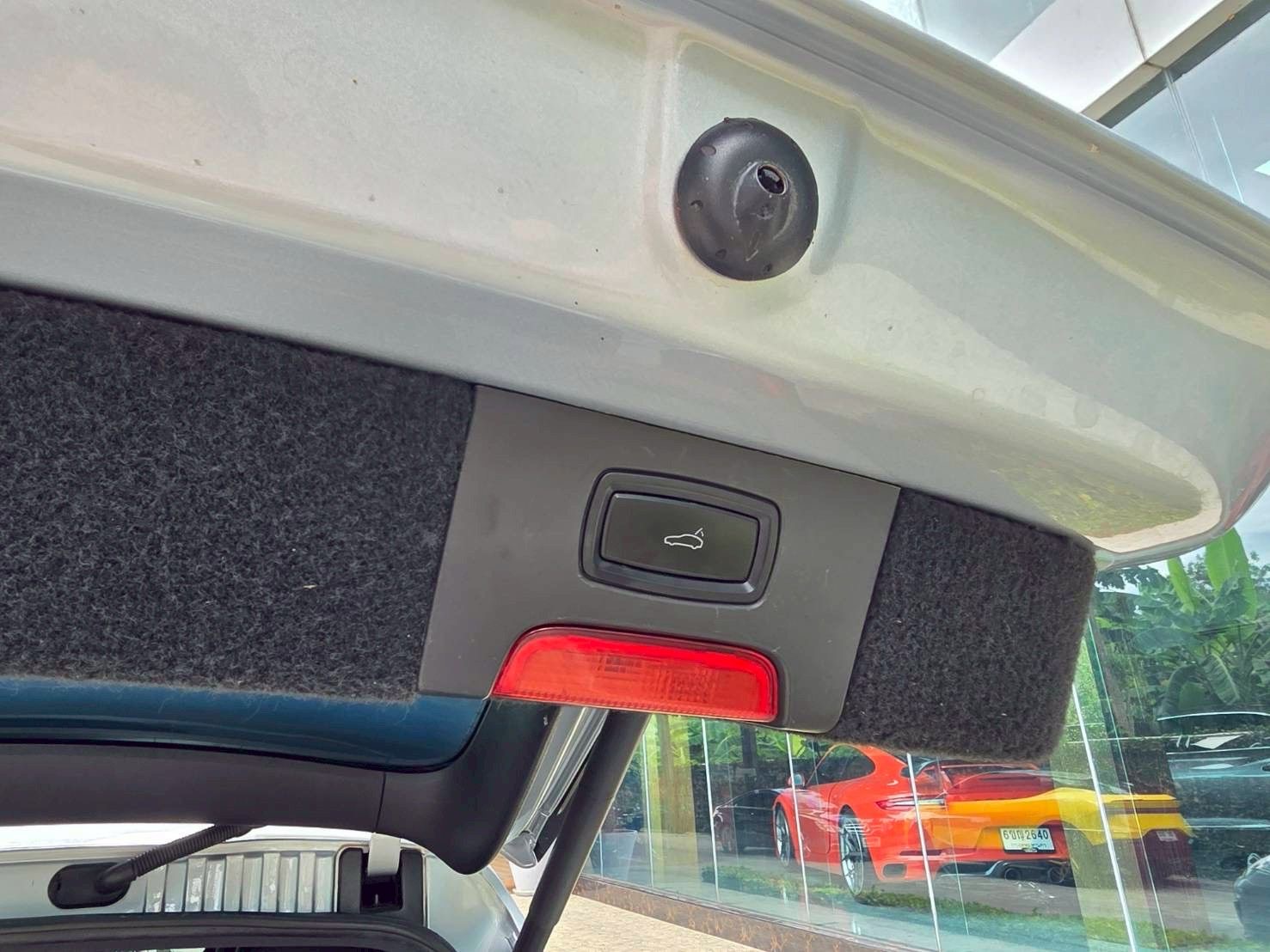 Porsche Cayenne Platinum edition ปี 2017