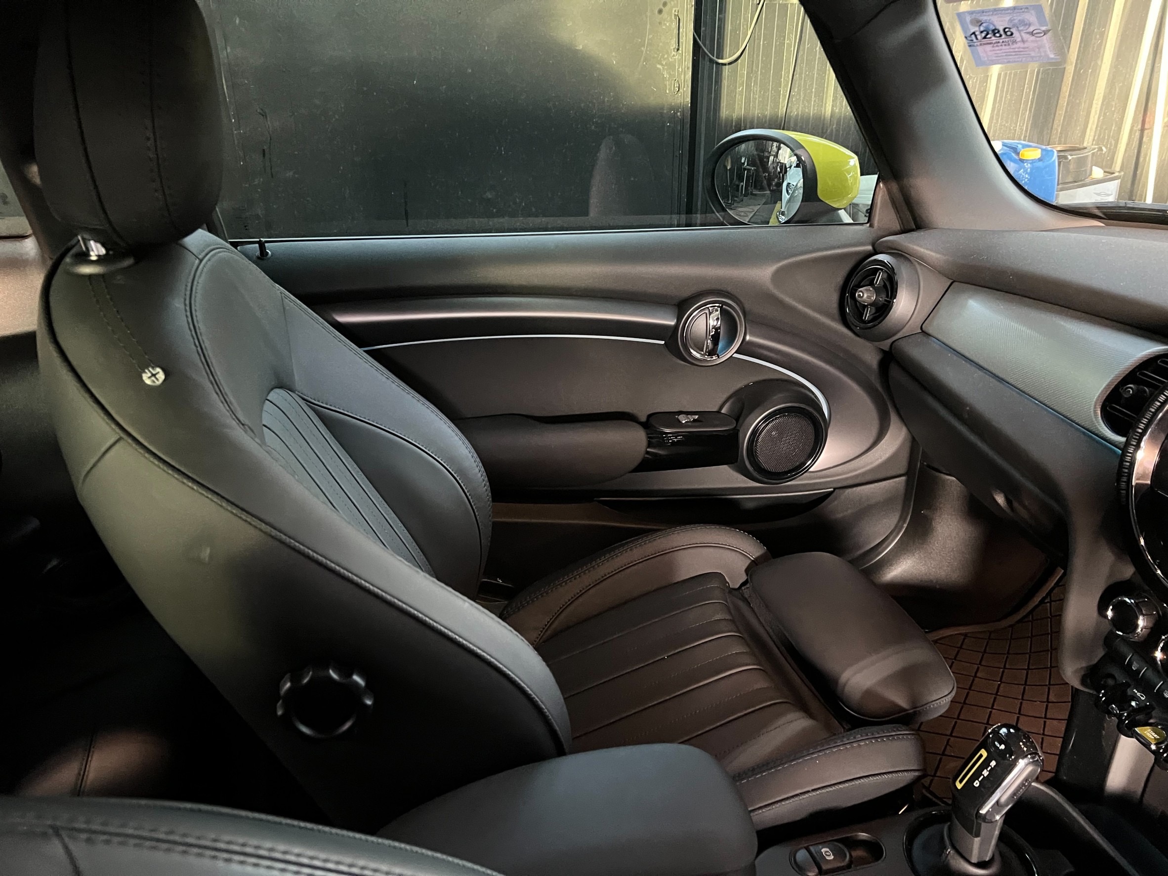 Mini cooper SE Hatch ปี 2022