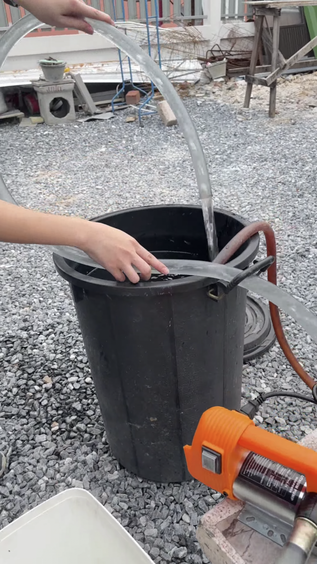 ปั๊มน้ำมัน DC ยี่ห้อ ONSEN มีให้เลือก 12V และ 24V และ 24V รุ่นไร้สาย