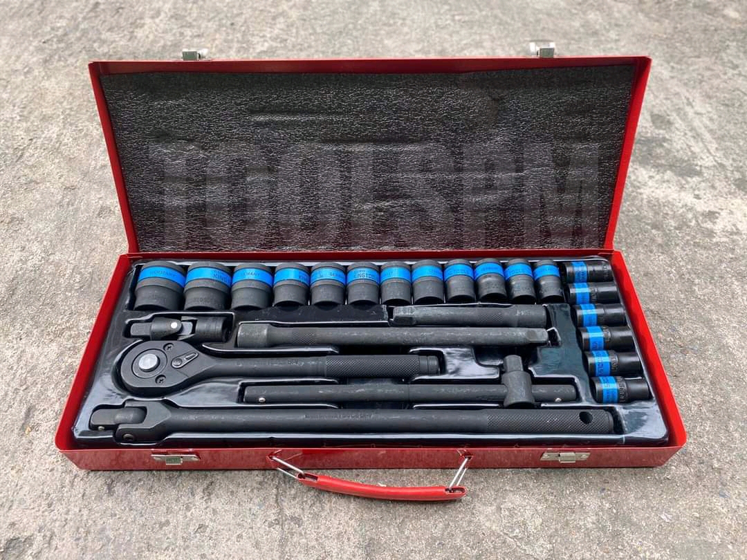 ชุดบล็อกลมดำ Euro King tool 4 หุน 24 ชิ้น แบบ 12 เหลี่ยม