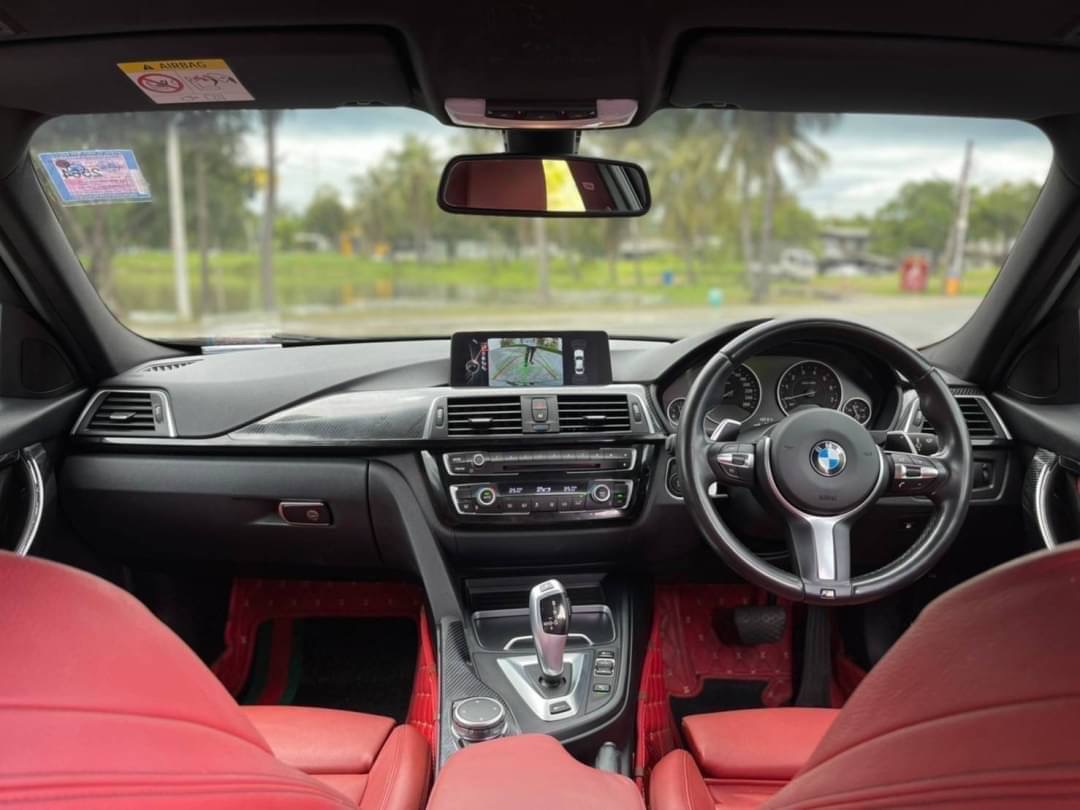 BMW 330e M Sport ปี 2016