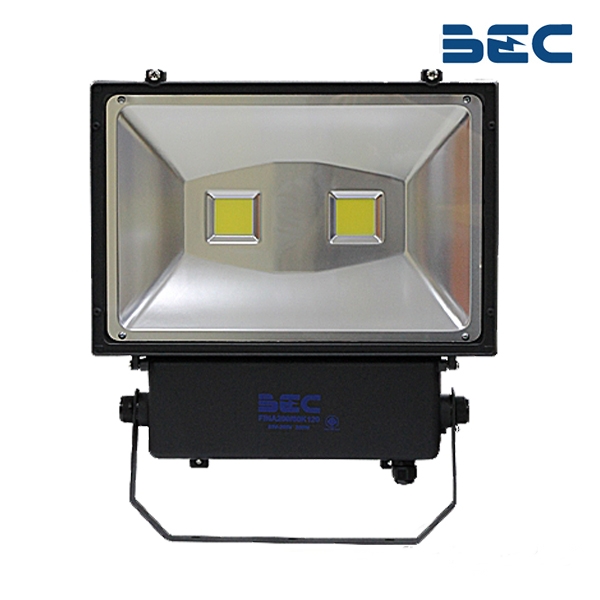 สปอร์ตไลท์ LED 200w รุ่น FINA ยี่ห้อ BEC (แสงขาว)