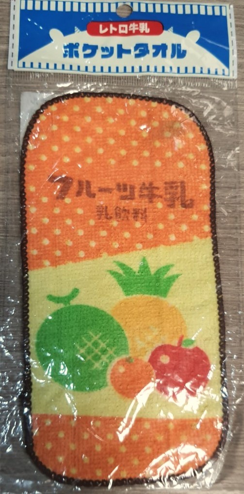 フルーツ牛乳 ผ้าเช็ดหน้า ญี่ปุ่น น่ารักมากค่ะ Size : 17 x 8.5 cm