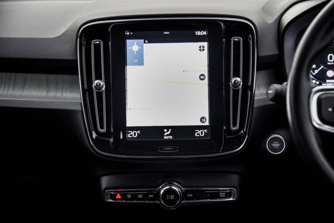 VOLVO XC40 Recharge Incriptionk ปี 2021 จด 2022