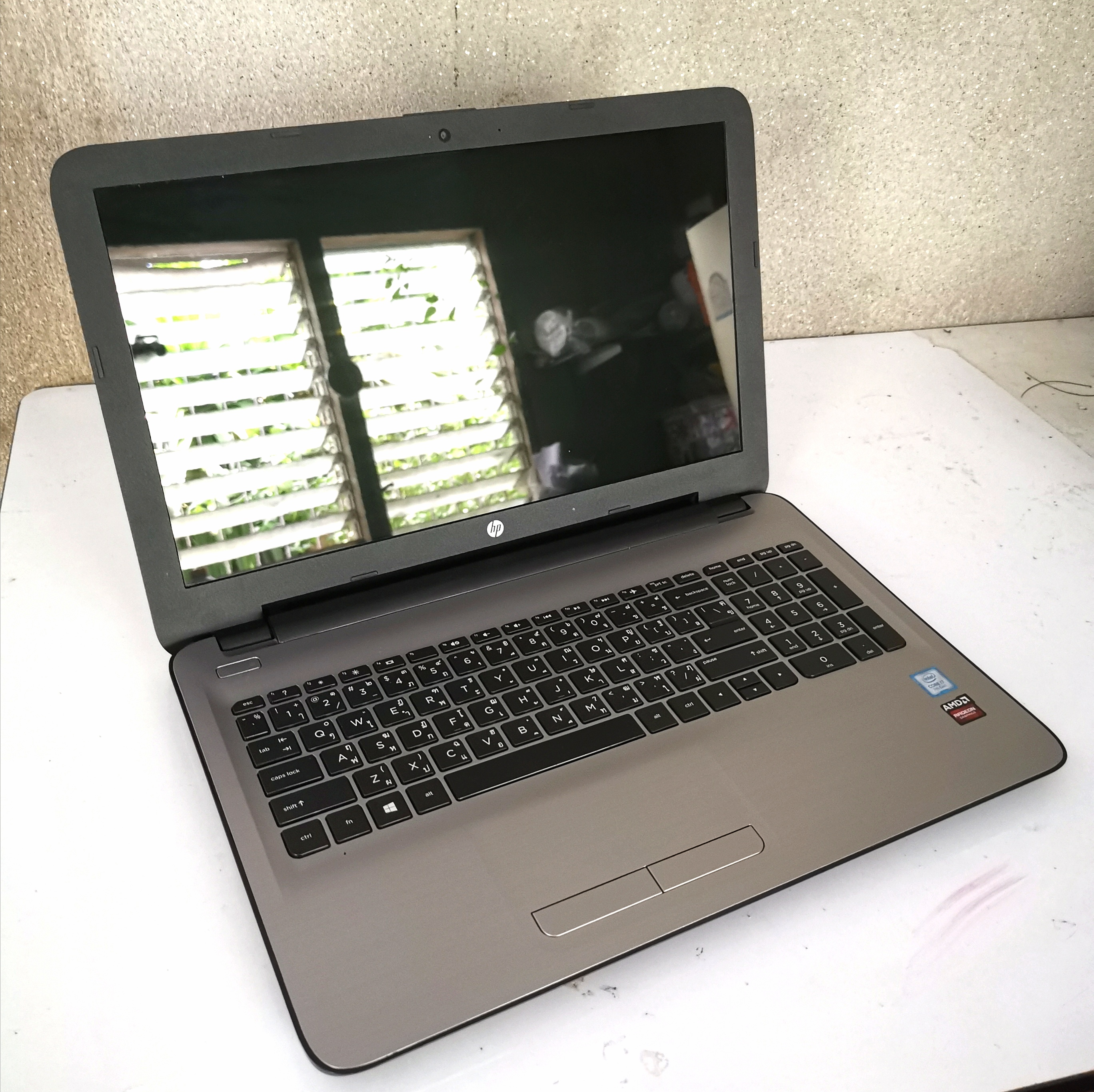 HP 15-AY115TX