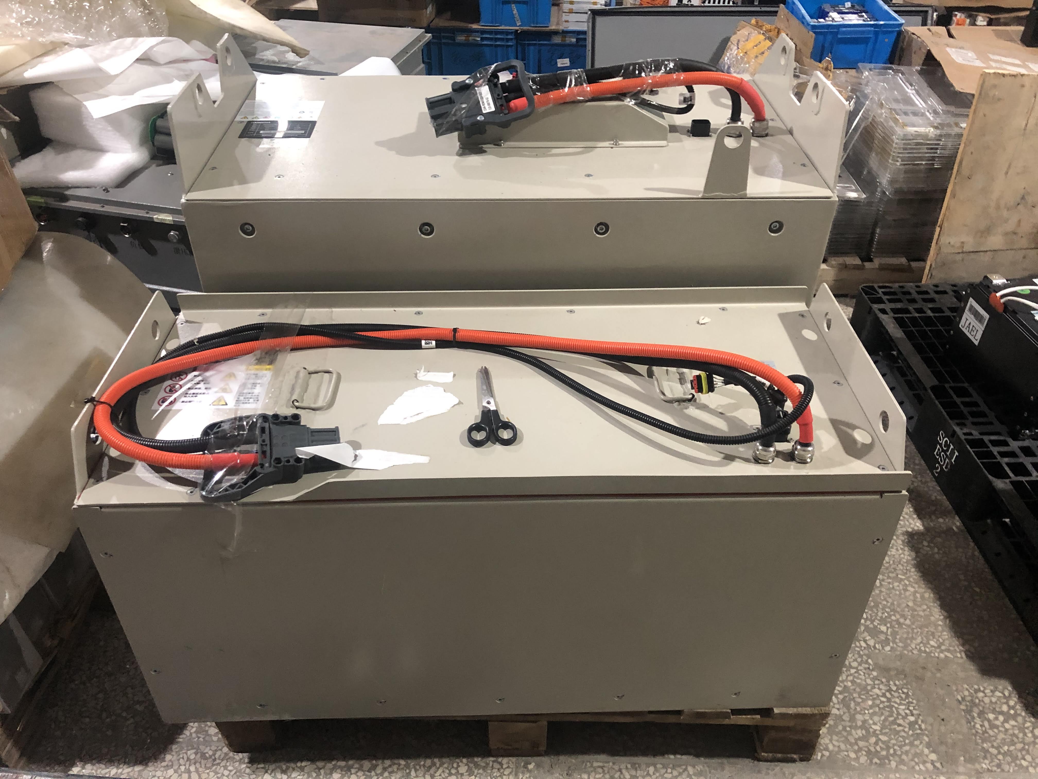 แบตเตอรี่ลิเทียม 48v 200ah 280ah 300ah 350ah สำหรับรถโฟล์คลิฟไฟฟ้า