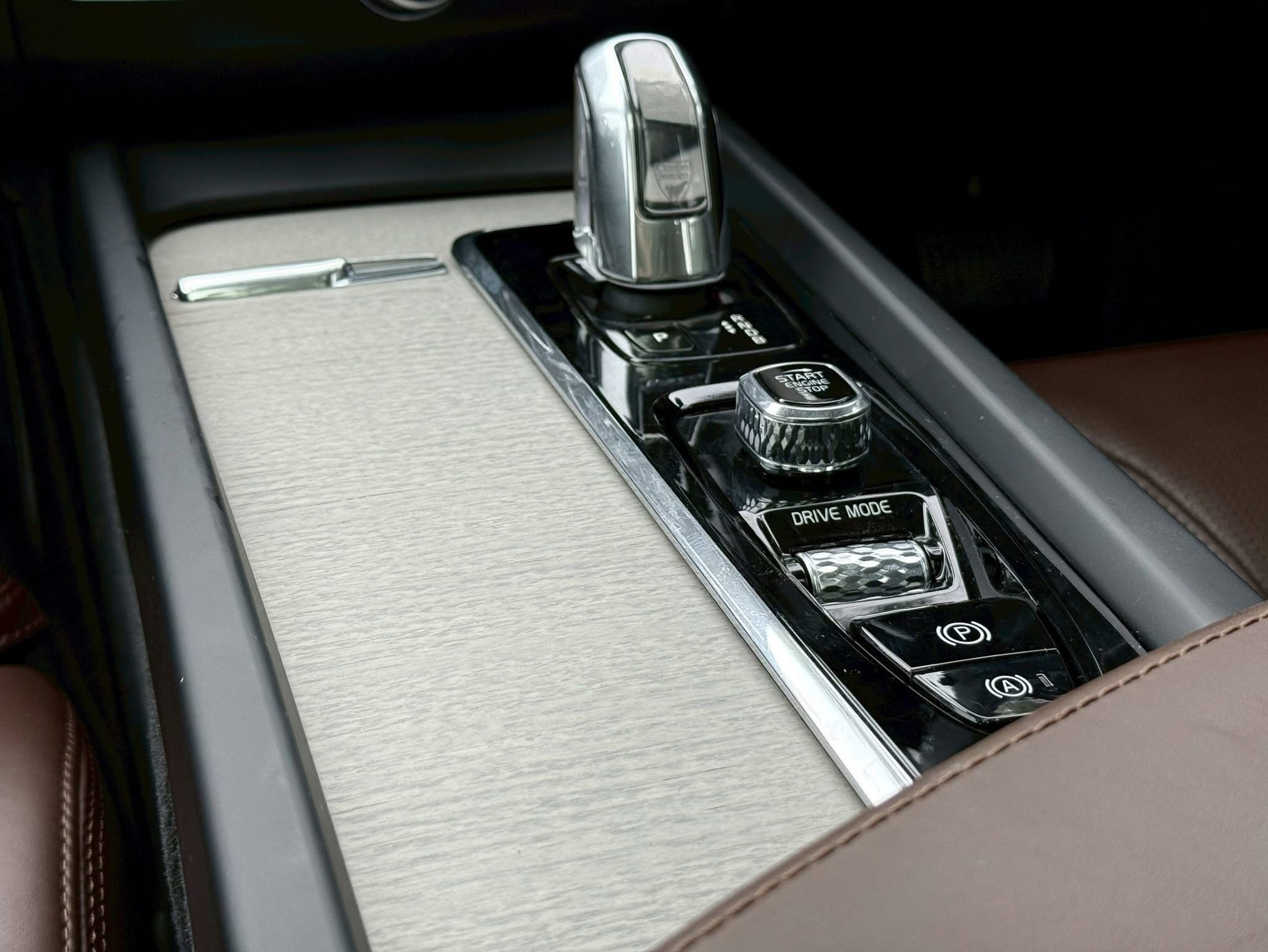 VOLVO XC60 T8 Inscription ปี 2019