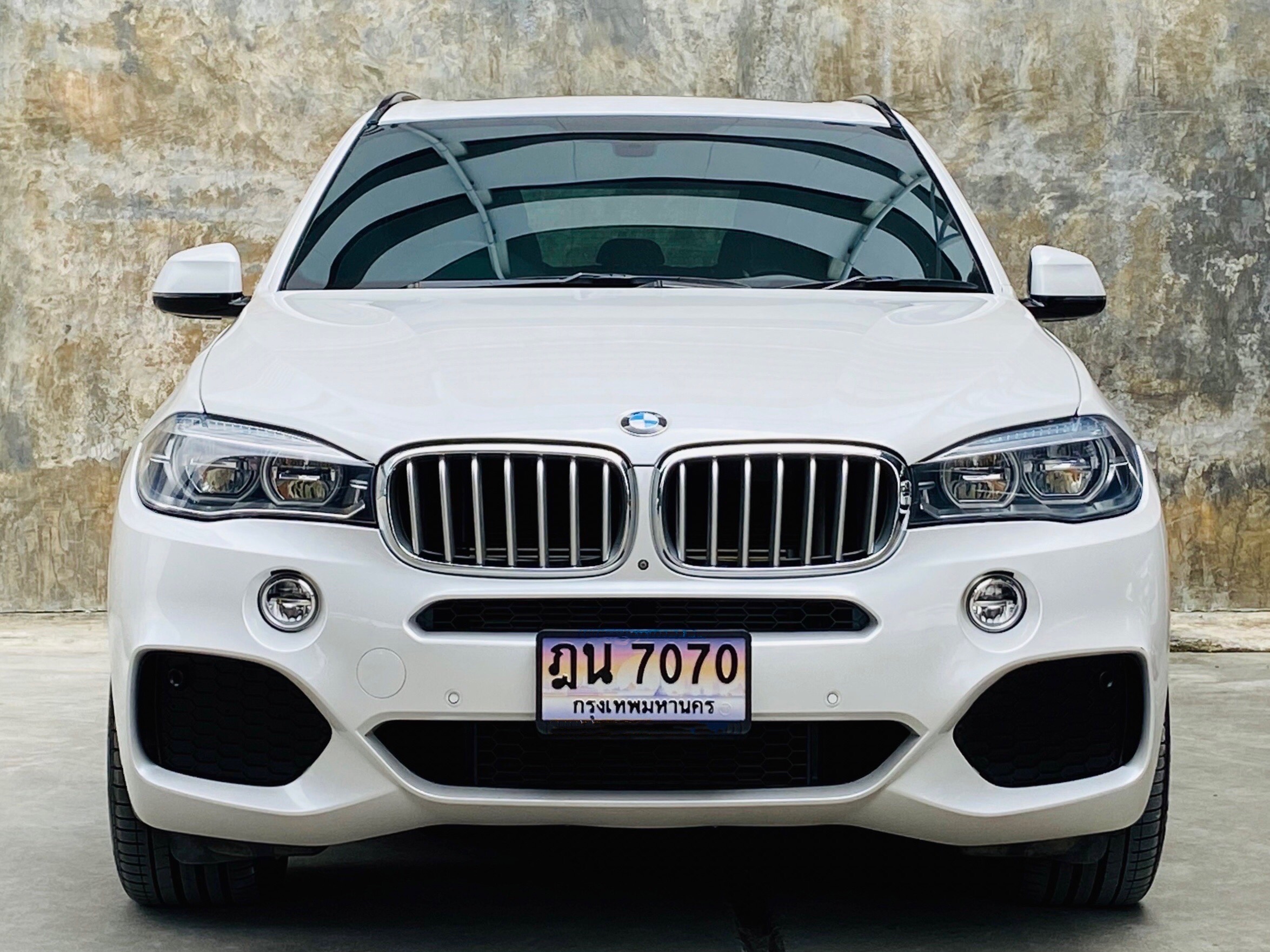 BMW X5 xDRIVE 40e M SPORT โฉม F15 ปี 2017
