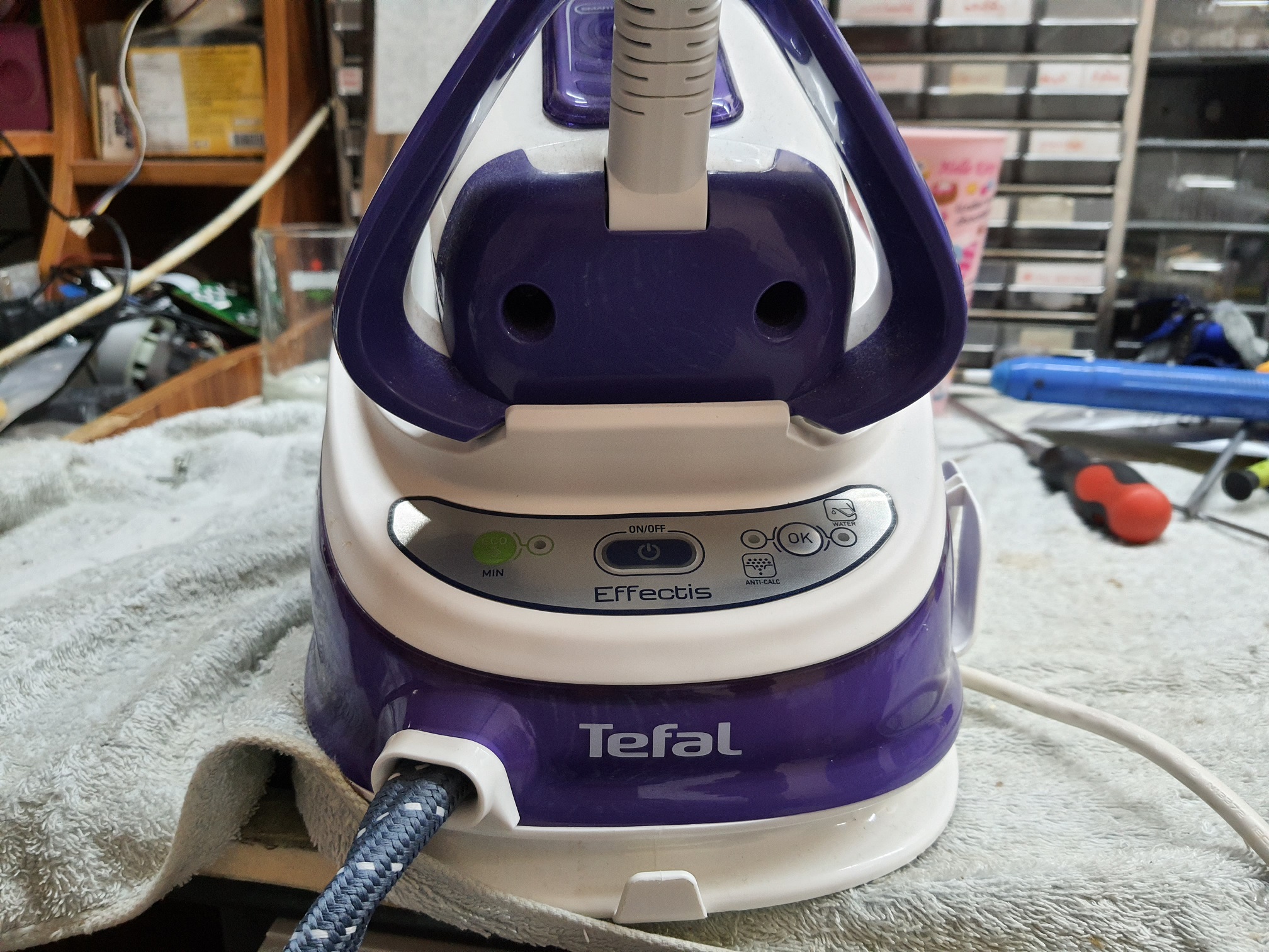 ซ่อมเตารีดไอน้ำ ยี่ห้อ TEFAL รุ่น GV6770 อาการไม่ร้อนไอน้ำไม่ออก