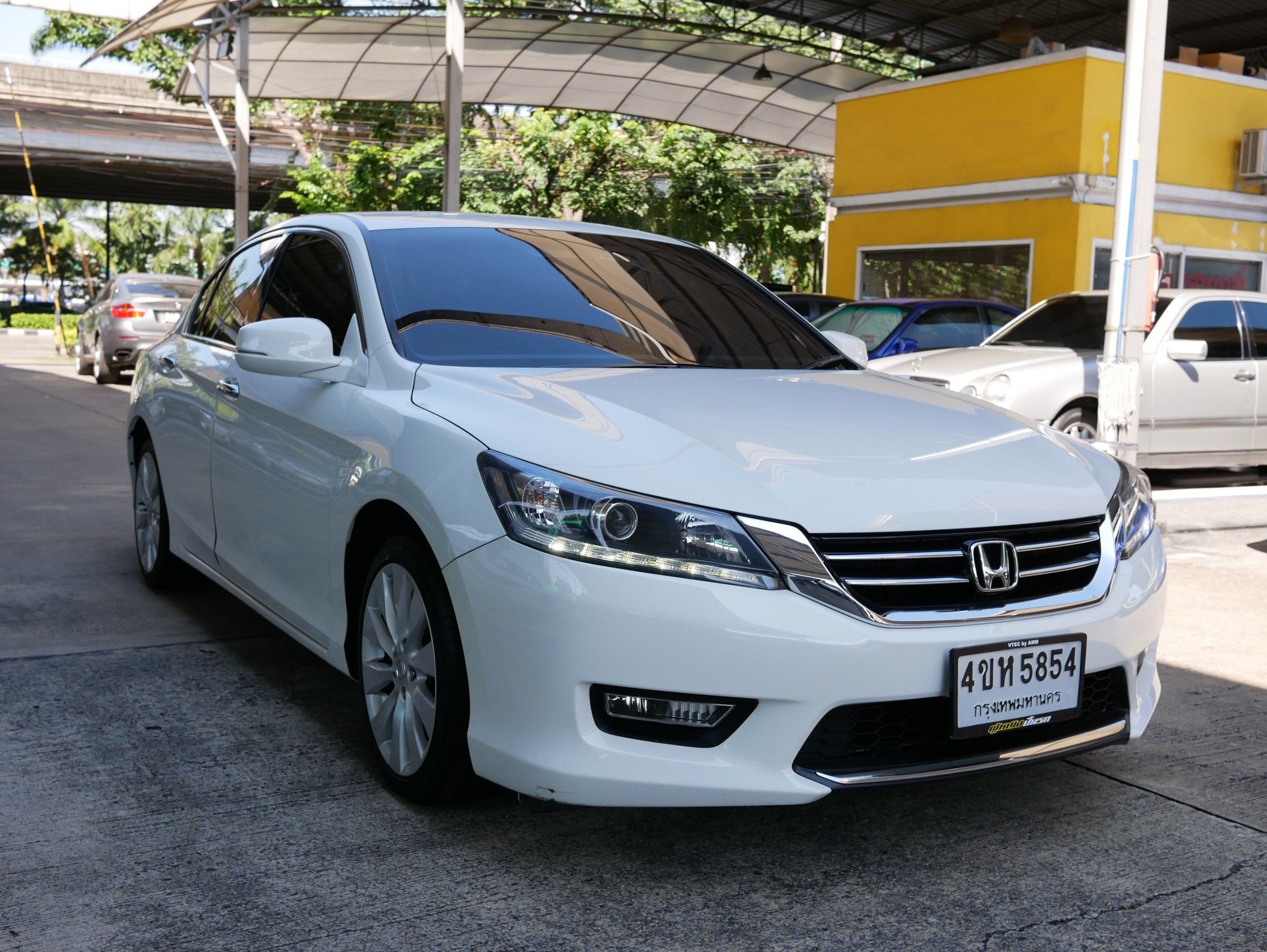 HONDA ACCORD 2.0EL ปี 2013