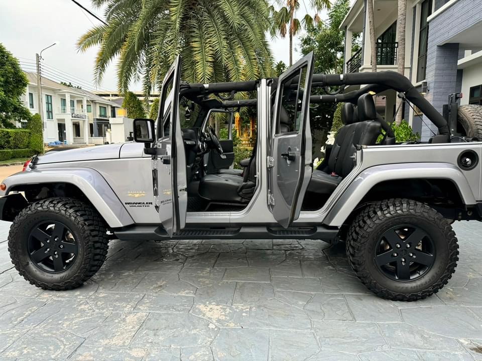 JEEP Wrangler Sahara 2.8 Crd ดีเซล ( JK ) 4wd Ultimate ปี 2014