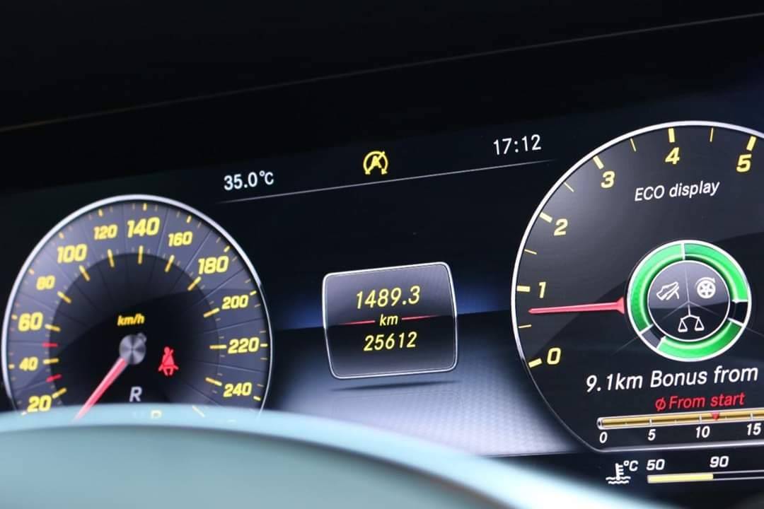 Mercedes-Benz E300 Coupe AMG Dynamic ปี 2017