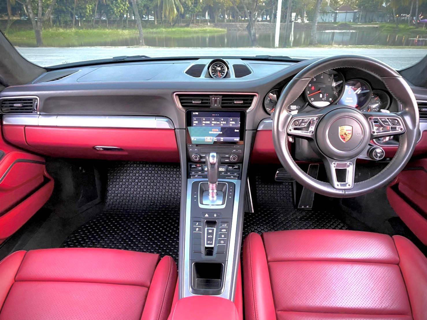 Porsche Carrera 991.2 ปี 2017