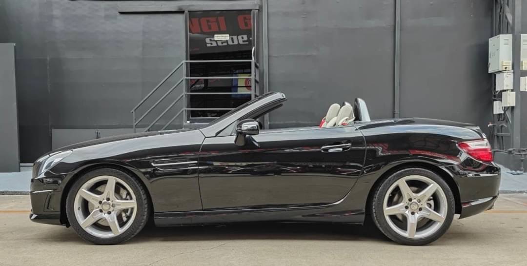 Mercedes Benz SLK200 AMG ปี2012