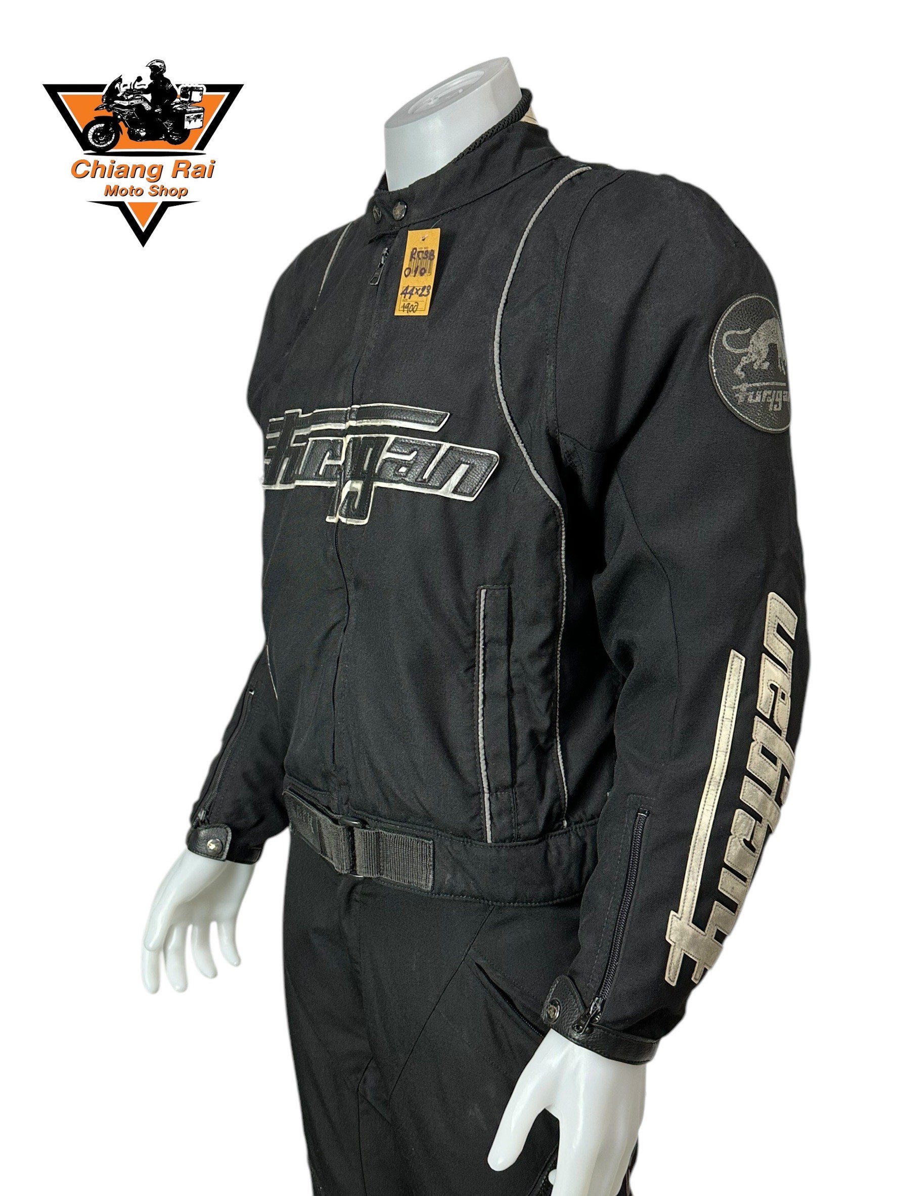 เสื้อขี่มอเตอร์ไซด์( มือสอง) CRSB 010 : อก 44" ยาว 23" (M) **furygan**