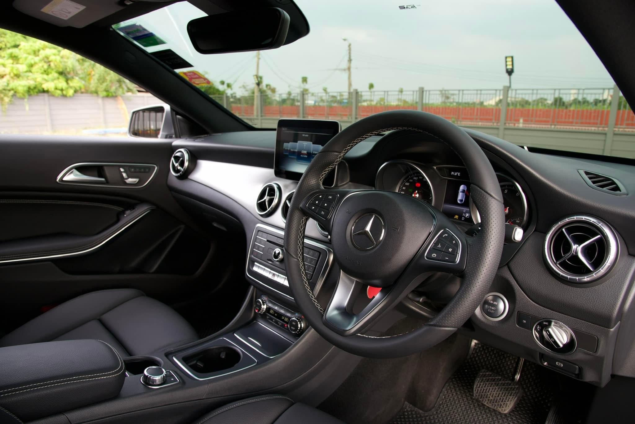 Mercedes-Benz CLA200 Urban ปี 2019