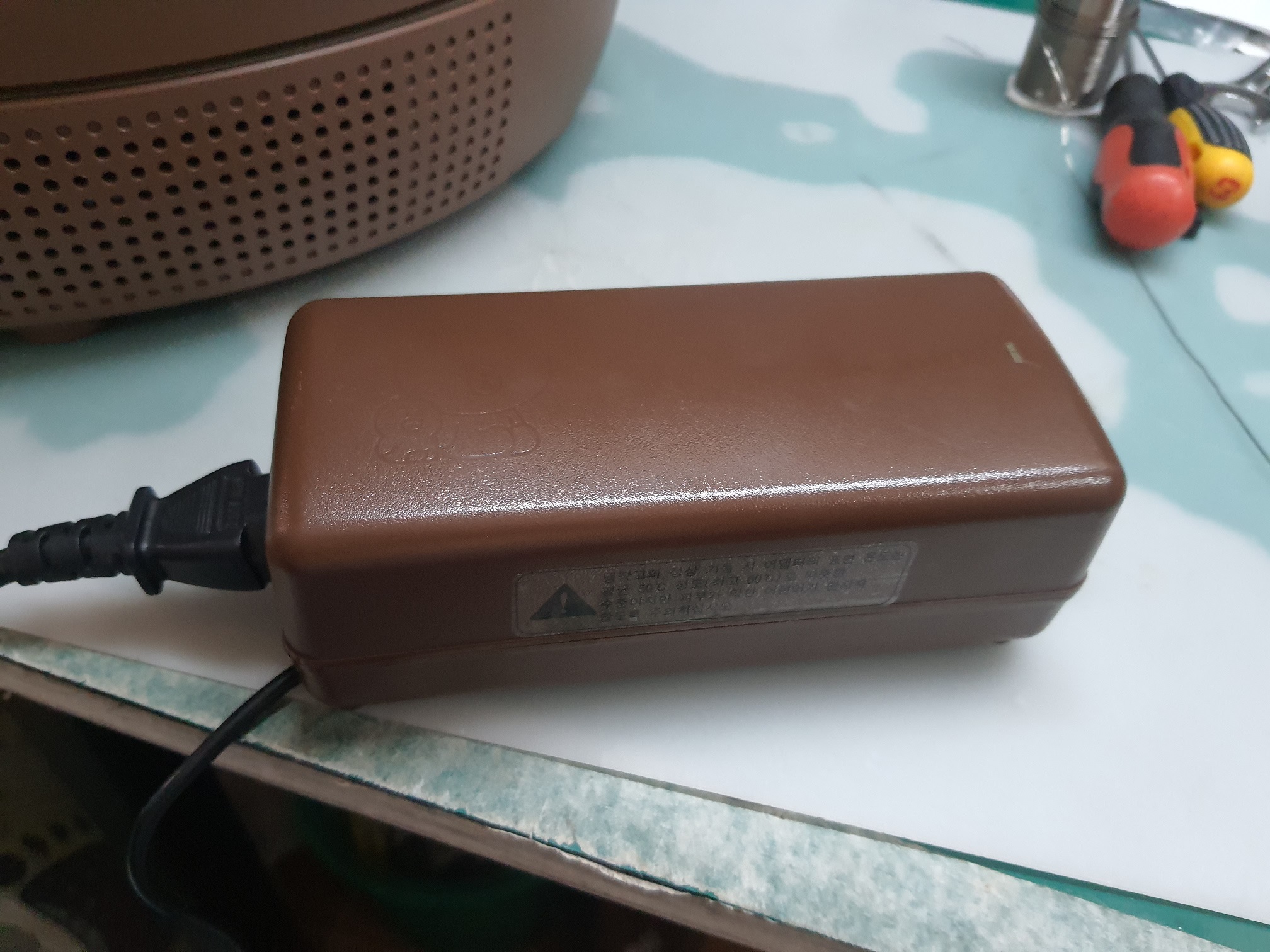 ซ่อมตู้เย็นมินิ sally&brown ยี่ห้อ CCOMO รุ่น C031BU อาการไม่เย็น