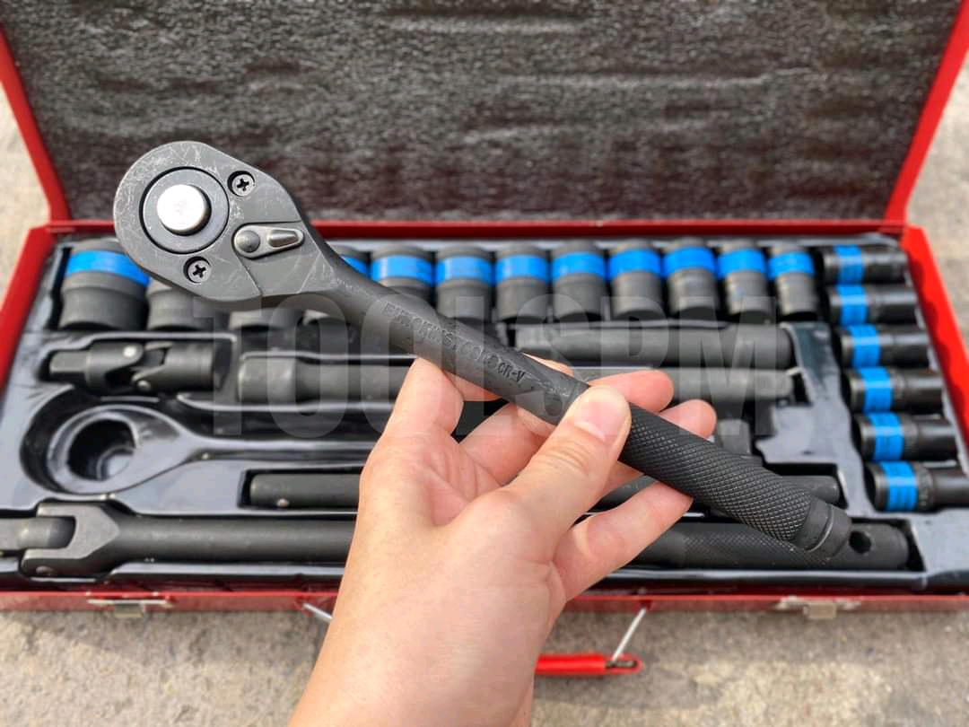 ชุดบล็อกลมดำ Euro King tool 4 หุน 24 ชิ้น แบบ 12 เหลี่ยม