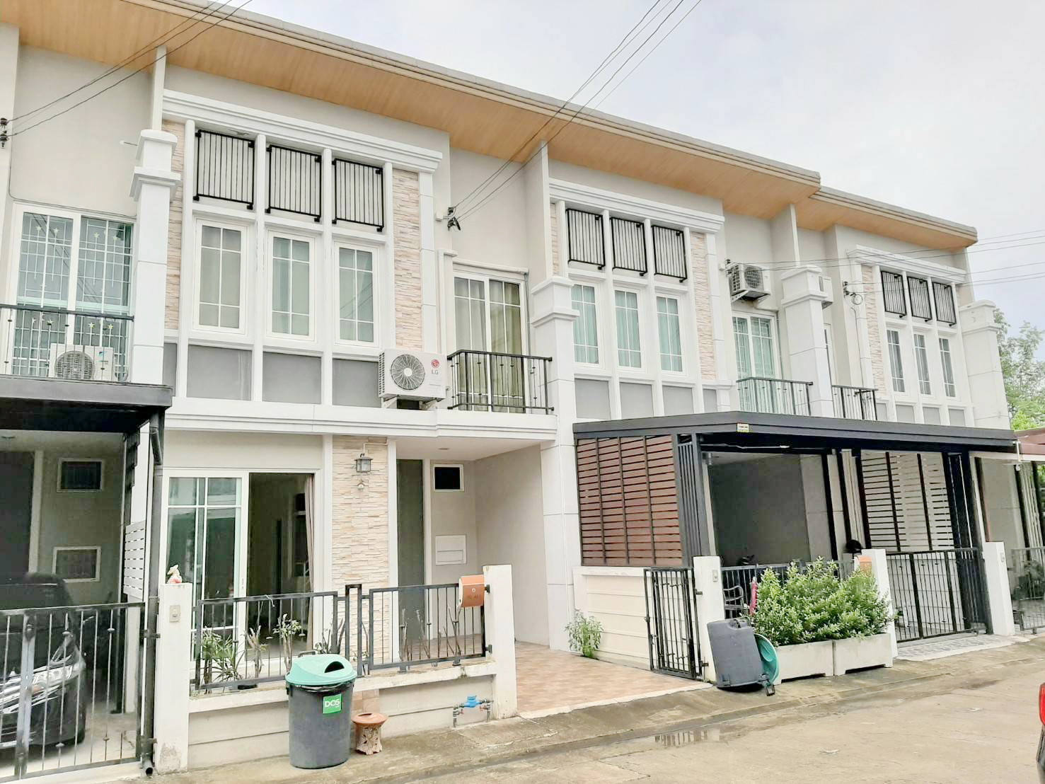 ให้เช่า ท/ฮ โกลเด้น ปิ่นเกล้า-จรัญฯ ใกล้ วัดชลอ