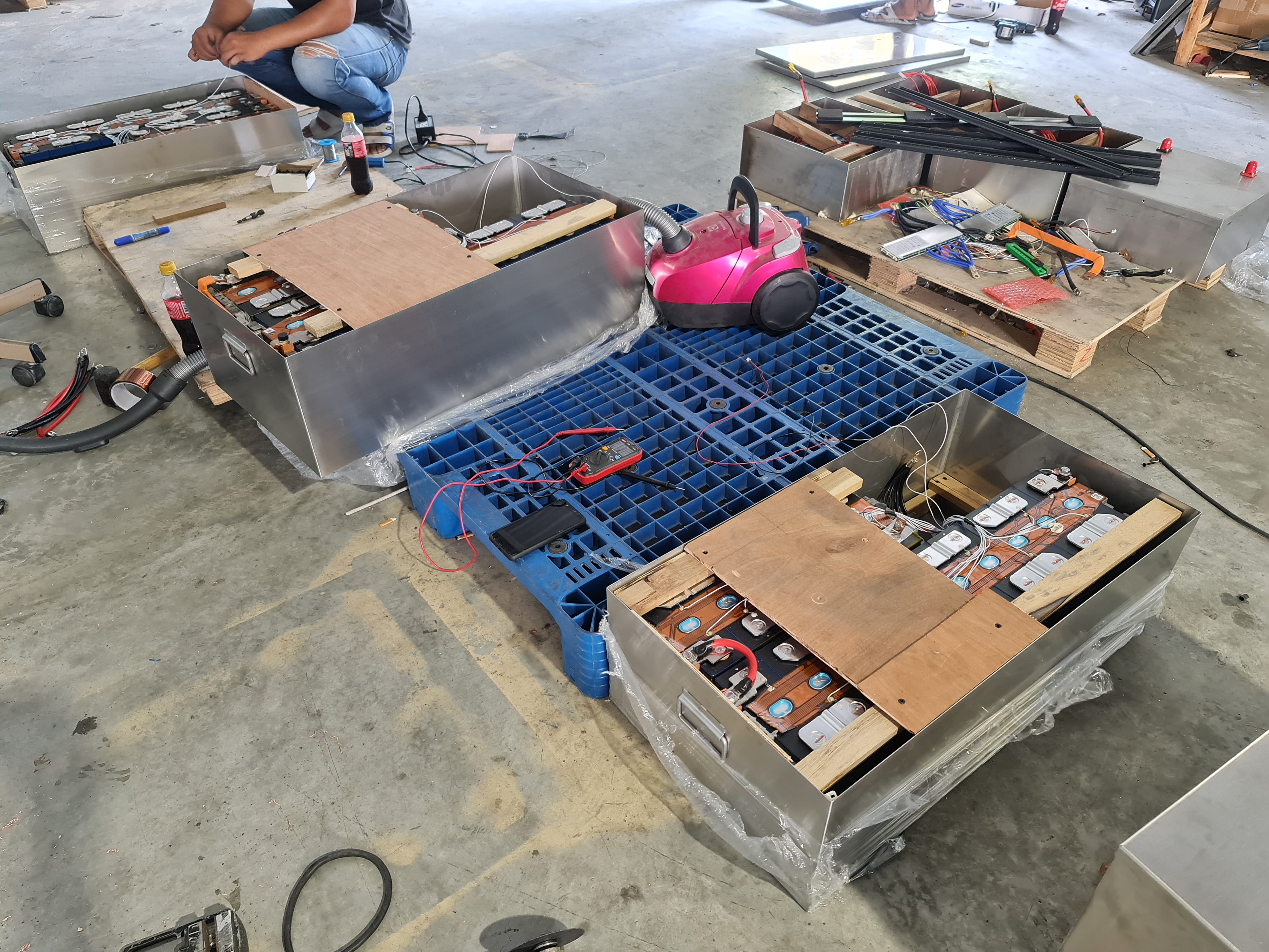 แบตเตอรี่โซล่าเซลล์ 48v 300ah สำหรับงานบนดอยสูง