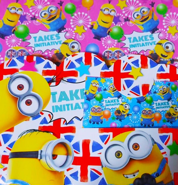 Minnion Origami paper กระดาษพับ โอริกามิ ลาย มินเนี่ยน Size : 15 x 15 cm จากญี่ปุ่น 1 แพ๊ค มี 16 แผ่น จากญี่ปุ่น Size : 15 x 15 cm = 8 แผ่น + 7 x 7 cm = 8 แผ่น