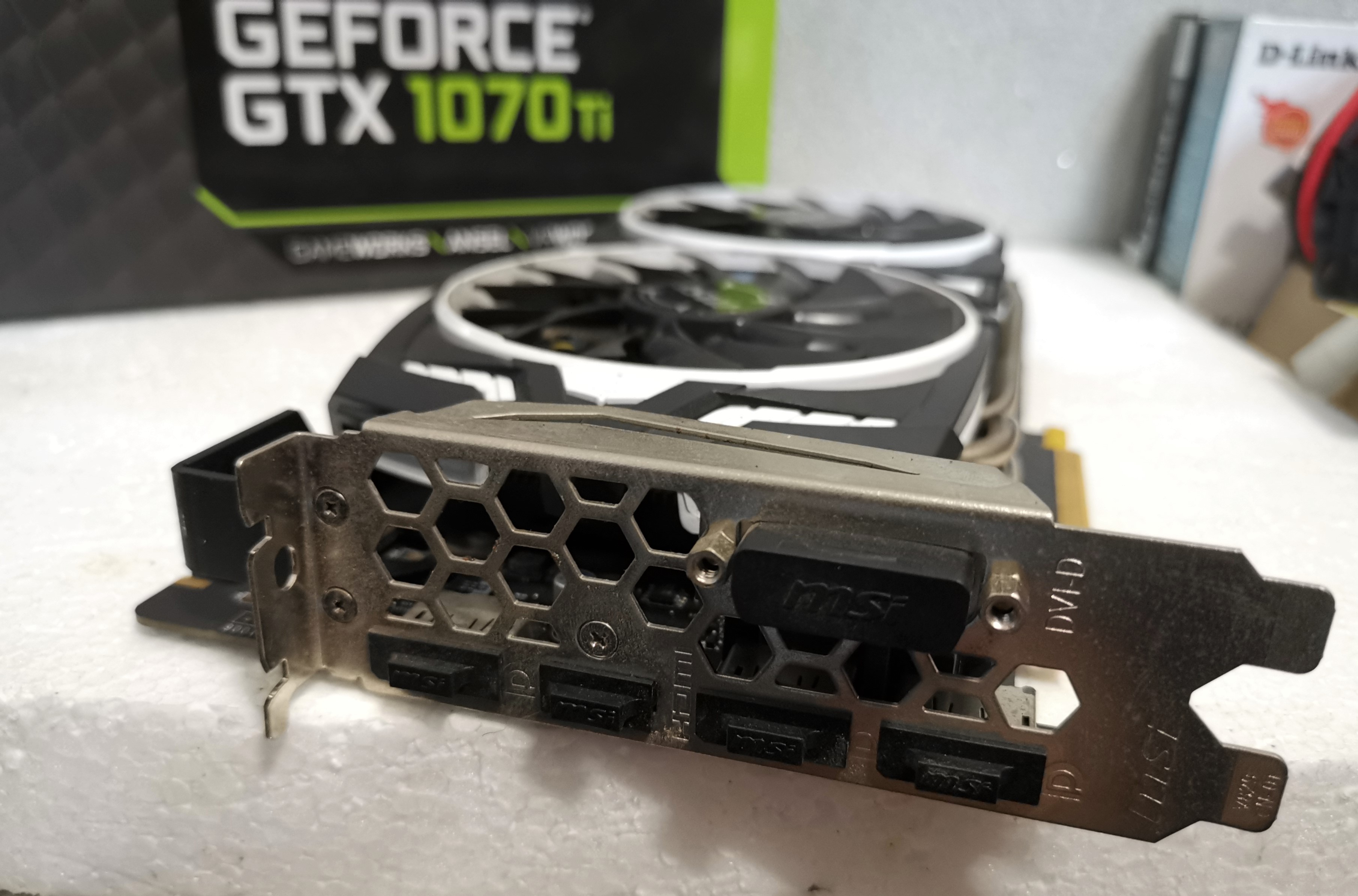 VGA MSI Armor GTX 1070 TI 8G