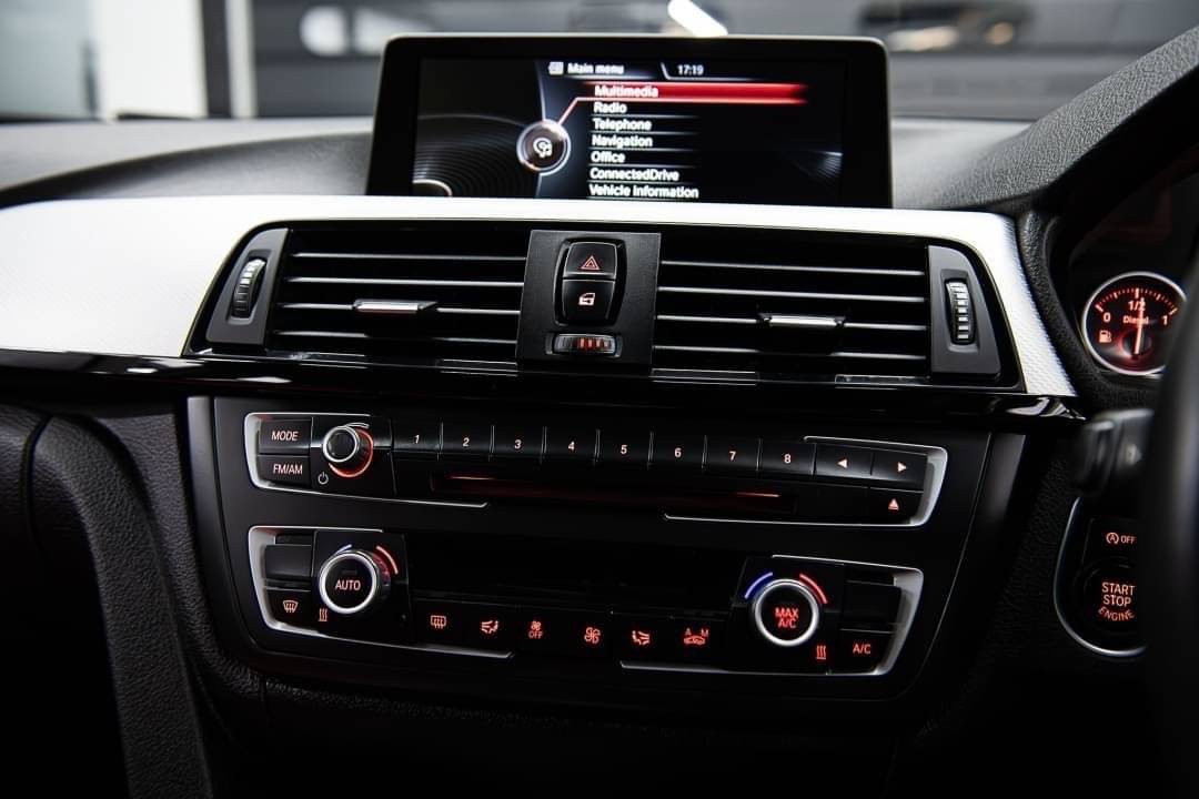 BMW 320d M sport ปี 2015