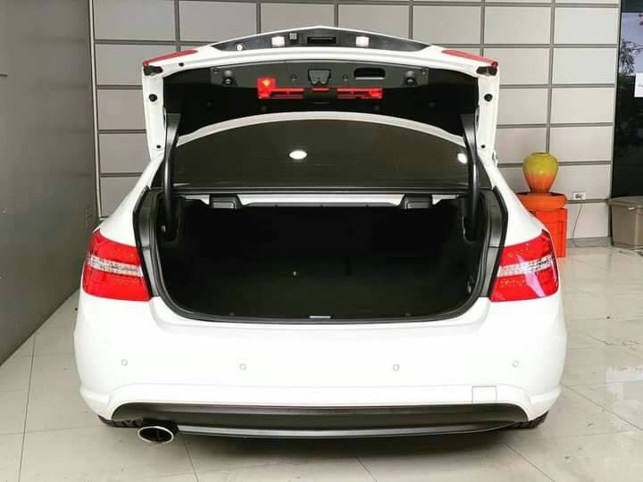 Mercedes Benz E200 CGI Coupe 1.8 AMG ปี 2013