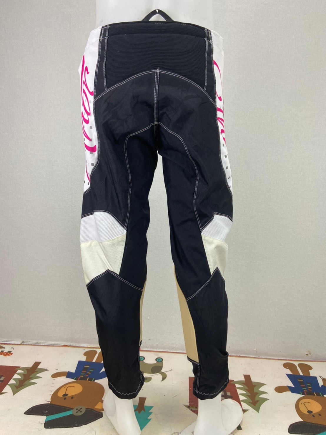 กางเกงขี่มอเตอร์ไซด์ ( มือสอง ) E&A 181: เอว 28" ยาว 24" **THOR