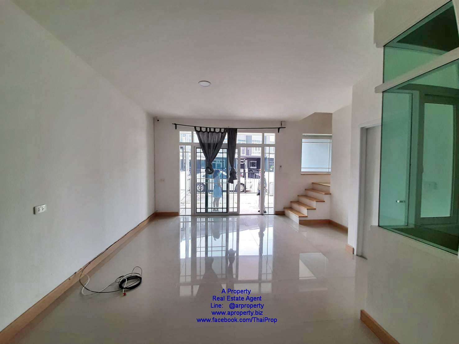ให้เช่า ทาวน์โฮม Q District ซอยจันทร์ทองเอี่ยม