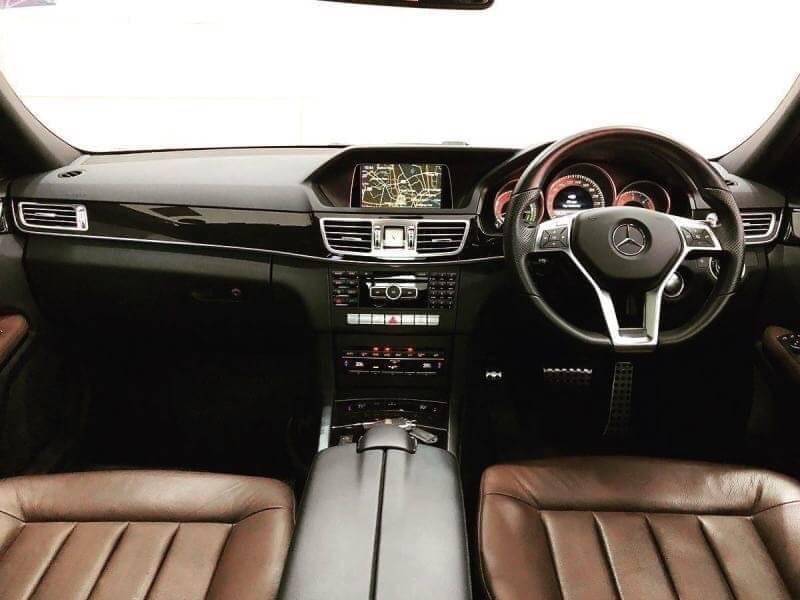 Mercedes Benz E300 Estate 2.1 AMG Hybrid (CBU) ปี 2015