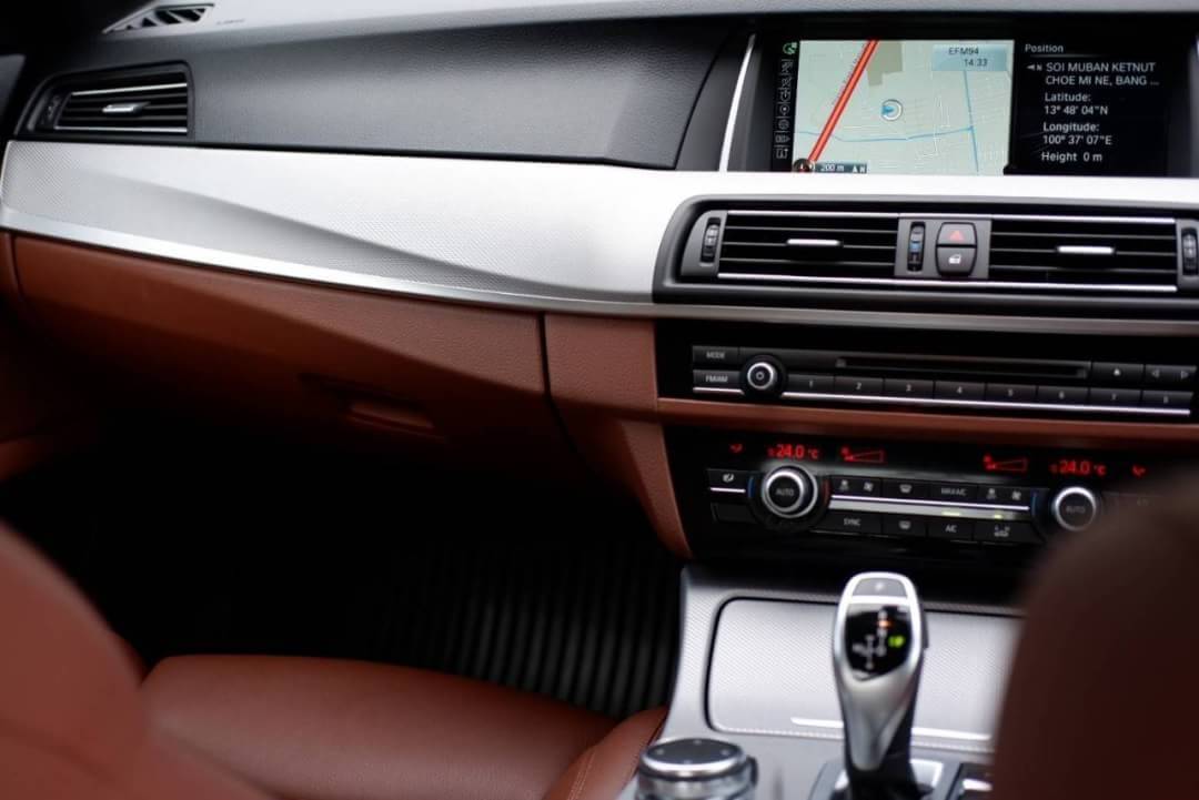 Bmw 525d M sport โฉม Lci Diesel ปี 2014 จด 17