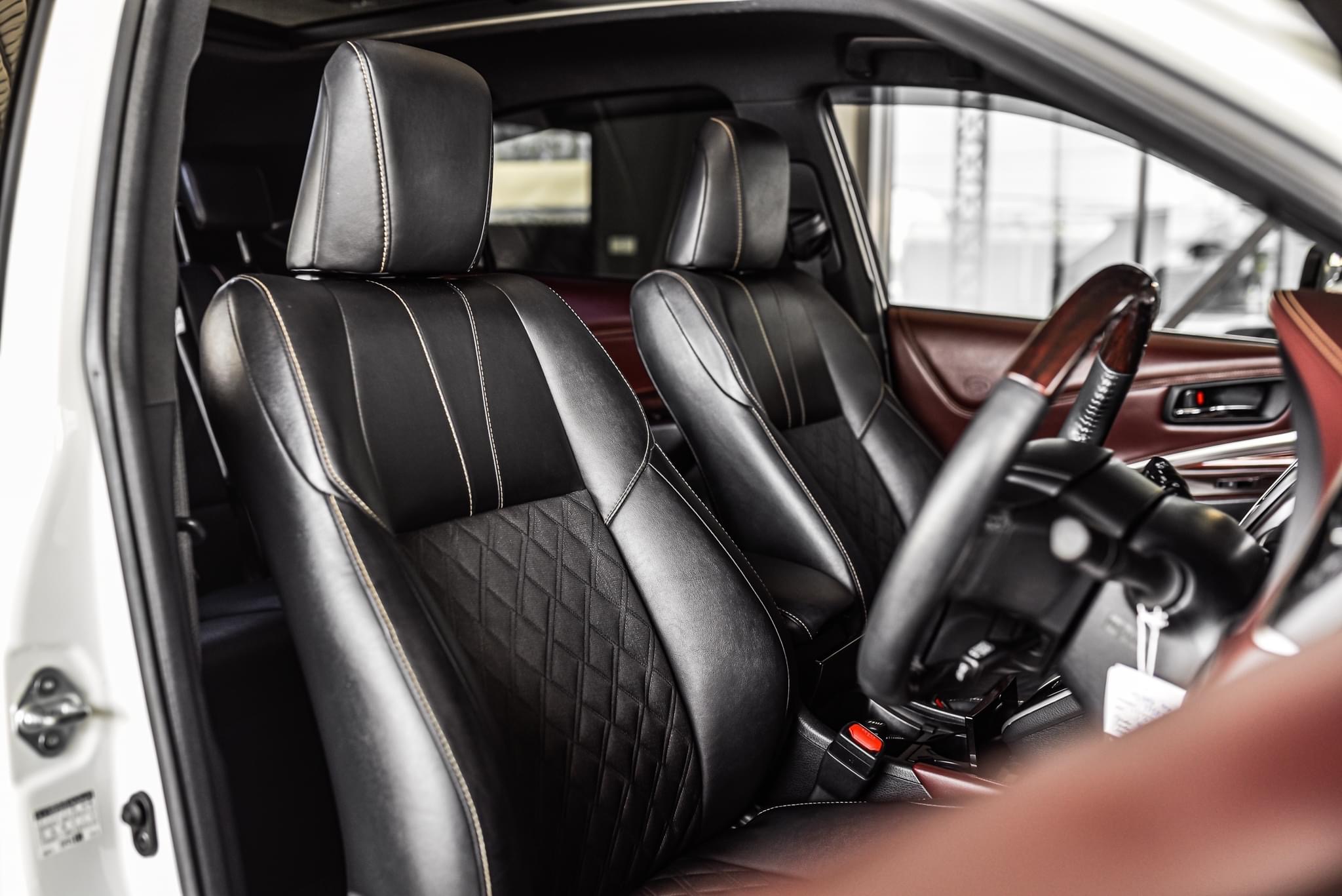 Toyota Harrier 2.0L Premium ปี 2014