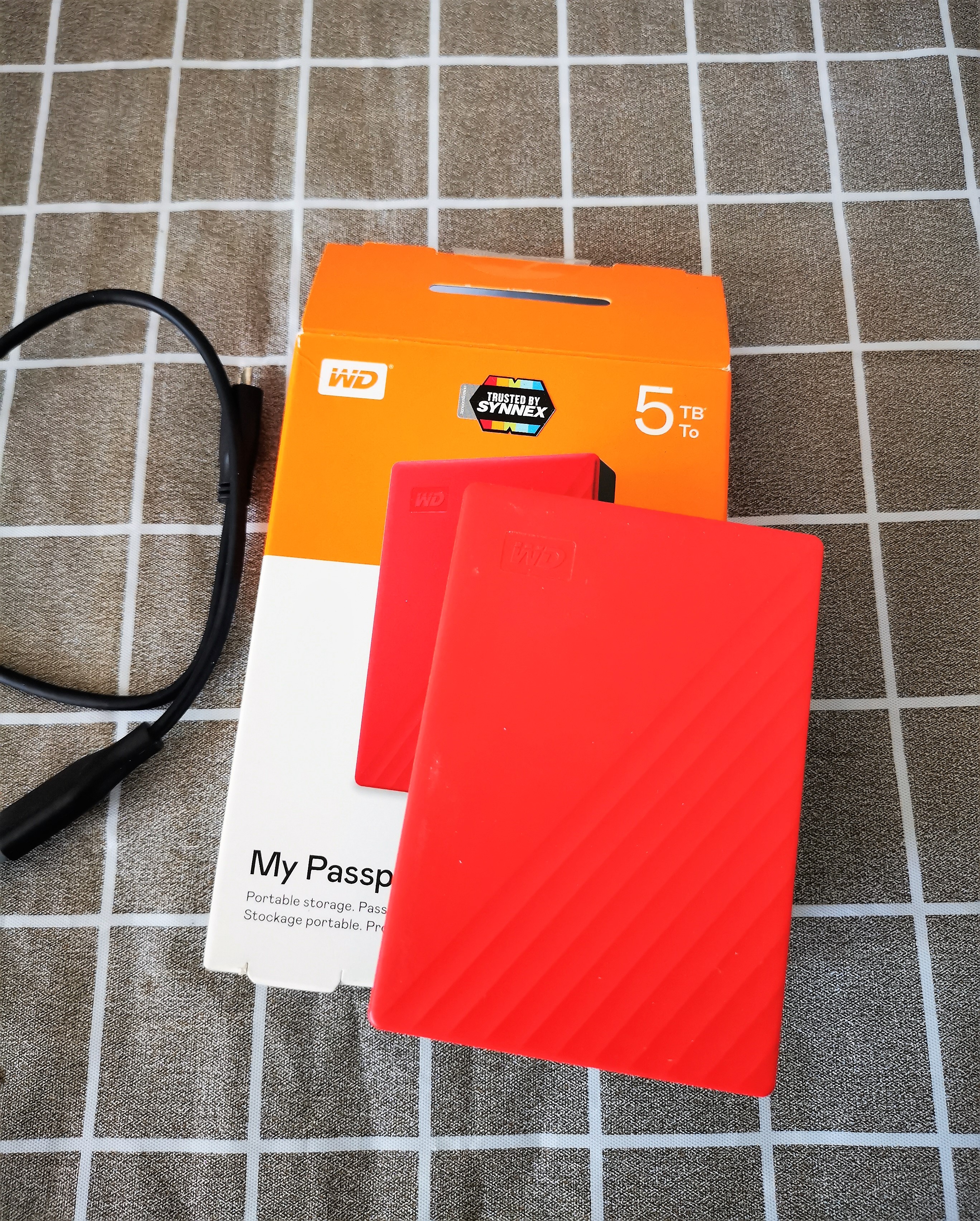 HDD Portable WD My Passport 5TB สีฟ้า แดง (ฮาร์ดดิสก์ภายนอก)