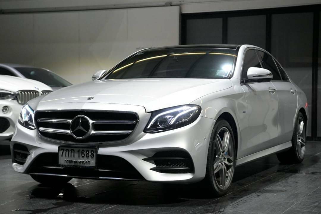Mercedes-Benz E350e AMG ปี 2018