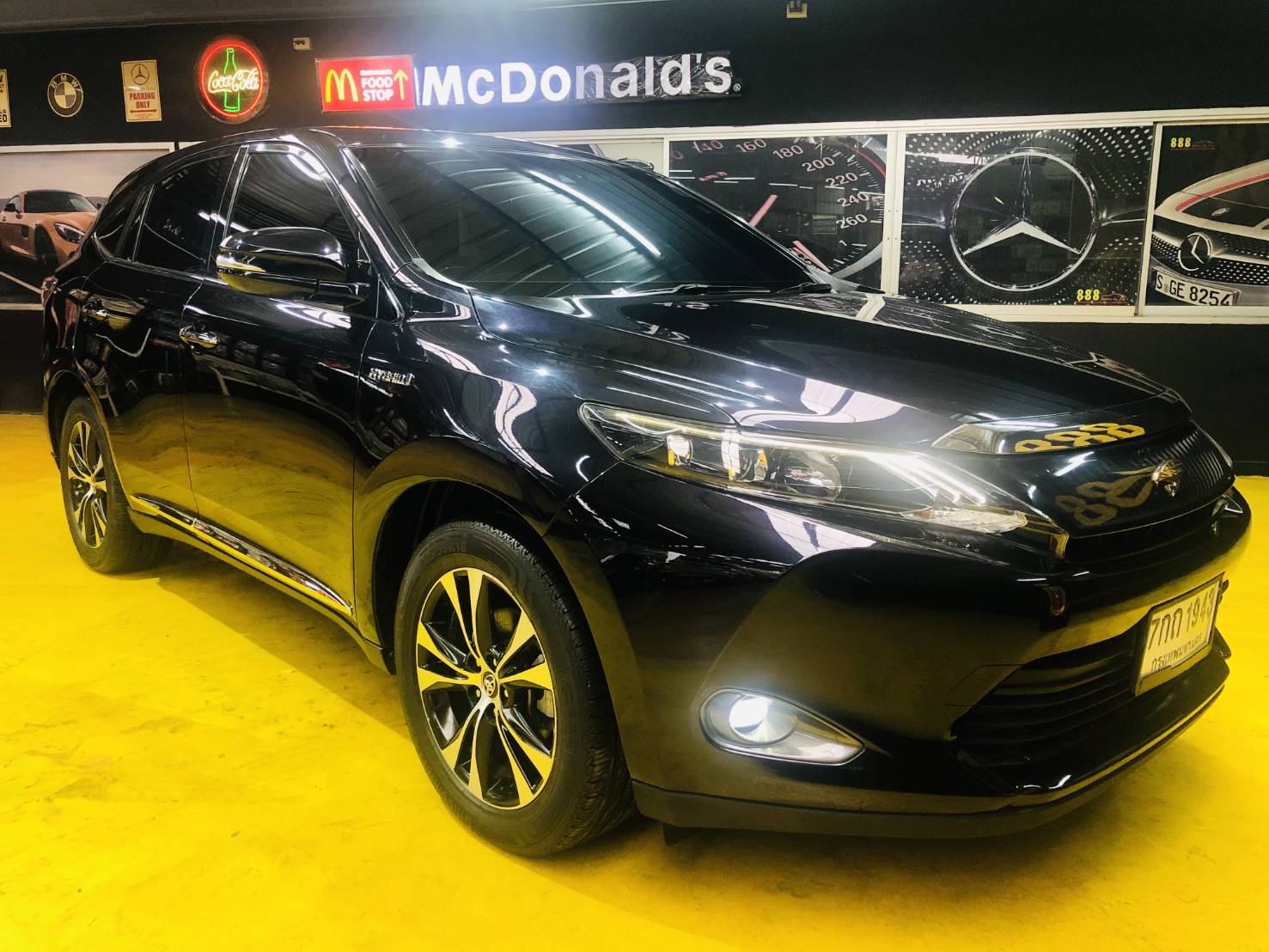 TOYOTA HARRIER 2.5 HYBRID TOP EDITION ปี 2015