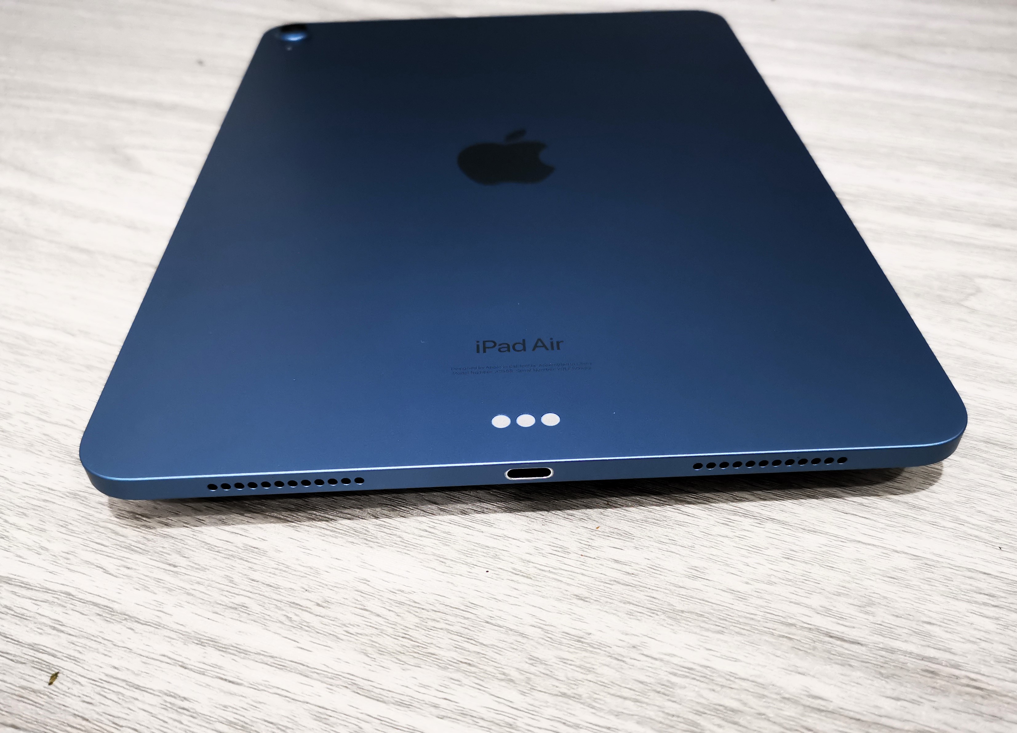 Apple iPad Air 5 64GB Wi-Fi 10.9" 2022 Blue