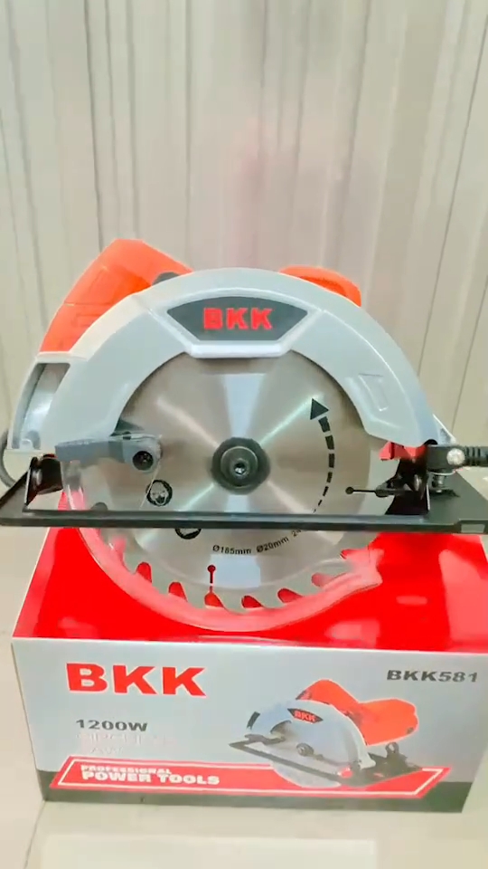 เลื่อยวงเดือน BKK 7 นิ้ว