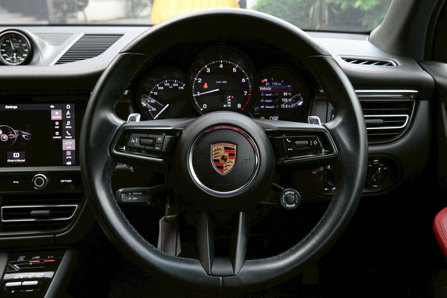 Porsche Macan 2.0 Turbo ปี 2022
