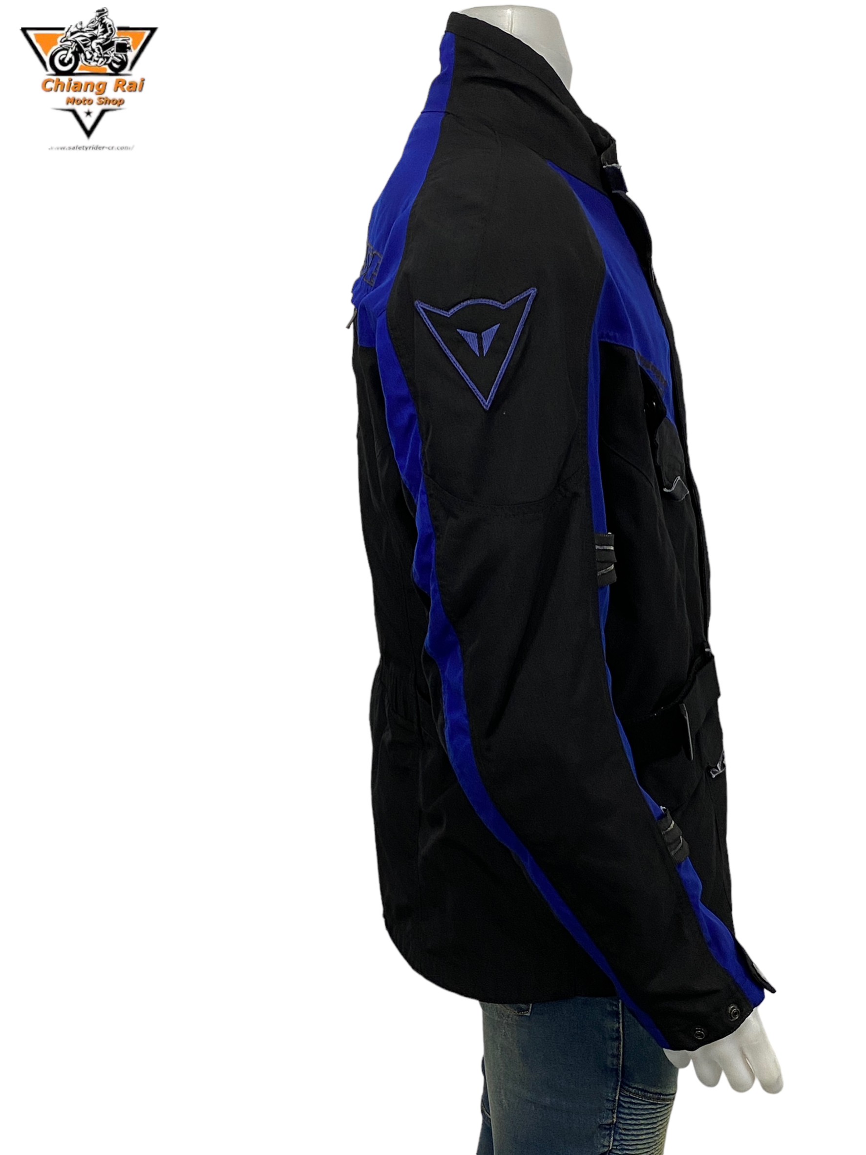 เสื้อขี่มอเตอร์ไซด์( มือสอง) RCTA 493: อก 52" ยาว 30" (2XL) **DAINESE**