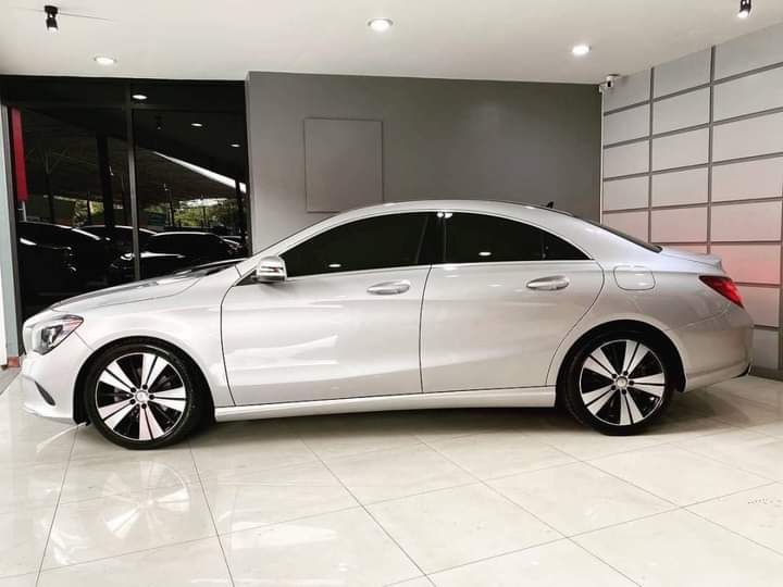 Mercedes Benz CLA200 URBAN 1.6 เทอร์โบ ปี 2017