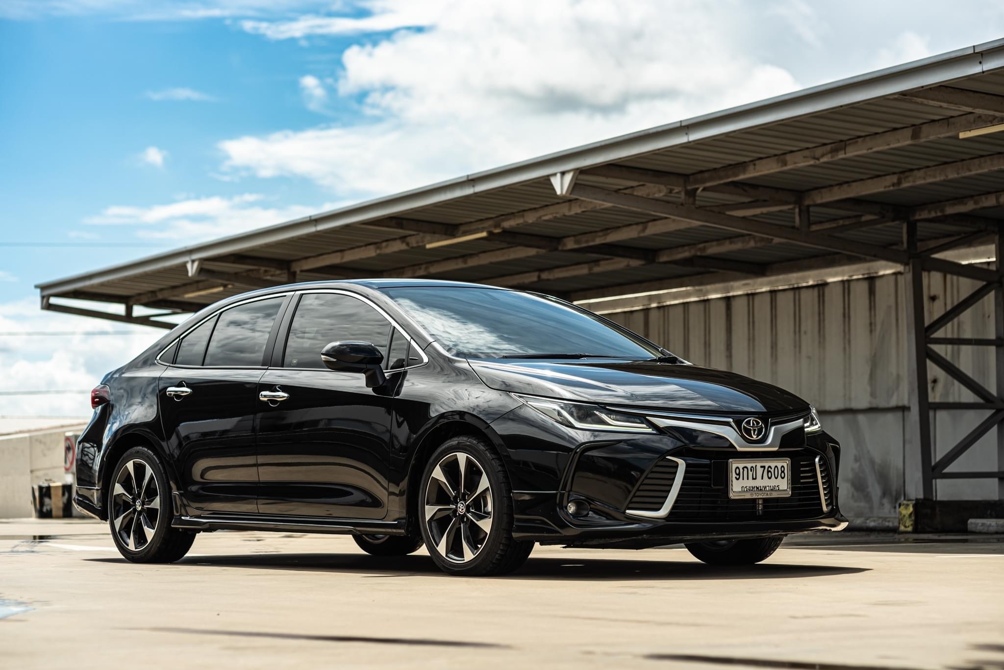 Toyota Altis 1.8 Altis GR Sport Sedan ปี 2019
