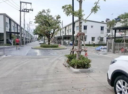 ให้เช่า บ้านลุมพินี ทาวน์วิลล์ รังสิต-คลอง 2 เลี่ยงสัตว์เล็กได้