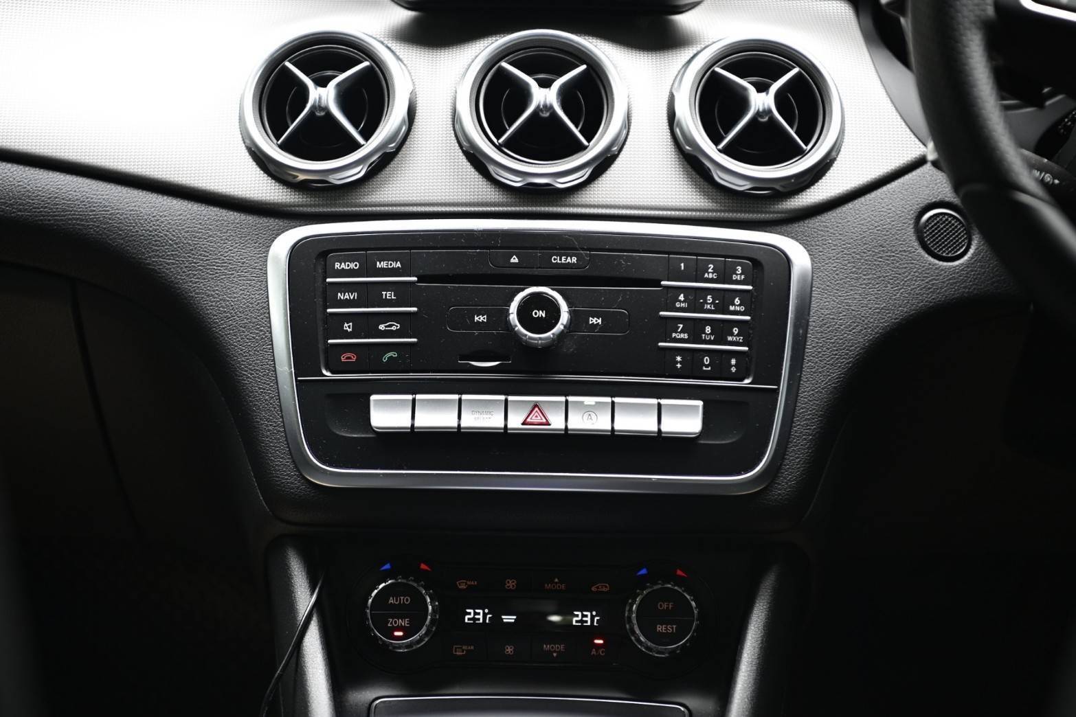Mercedez-Benz GLA 200 ปี2018